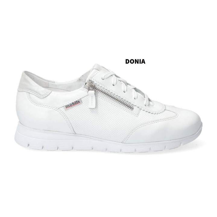 DONIA WHITE